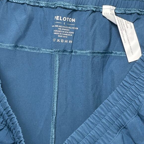 Peloton Sessions 8” Unlined Resistance Shorts Blue Size Large - Picture 6 of 6